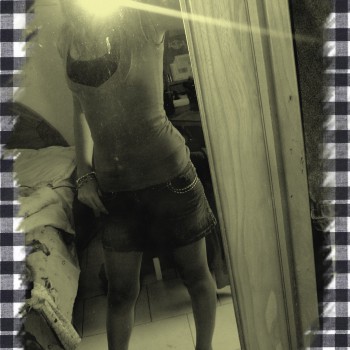 Loly - Sexe facile à Couvin Profil de Loly, 43 ans, Sexe facile à Couvin (Namur)