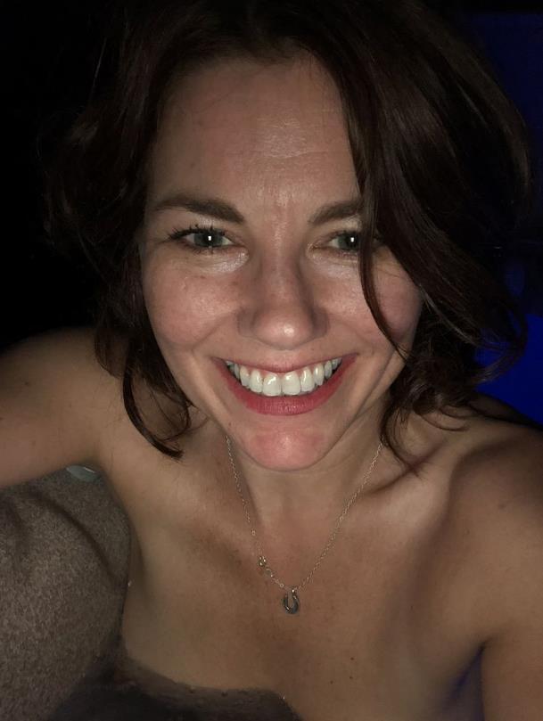 Loredane - Sexe facile à Waremme Profil de Loredane, 42 ans, Sexe facile à Waremme (Liège)
